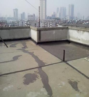 文山漏水维修 楼顶漏水是什么原因，楼顶漏水维修方法是什么?